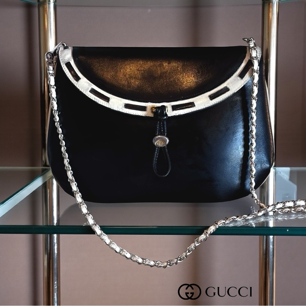 AUTHENTIC GUCCI VINTAGE-BLACK/WHITE CROSSBODY-UNIQUE “NOT EVERY BODY HAS ME”